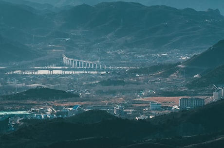 虚空遁地者 不论翻山越岭、还是横渡江河